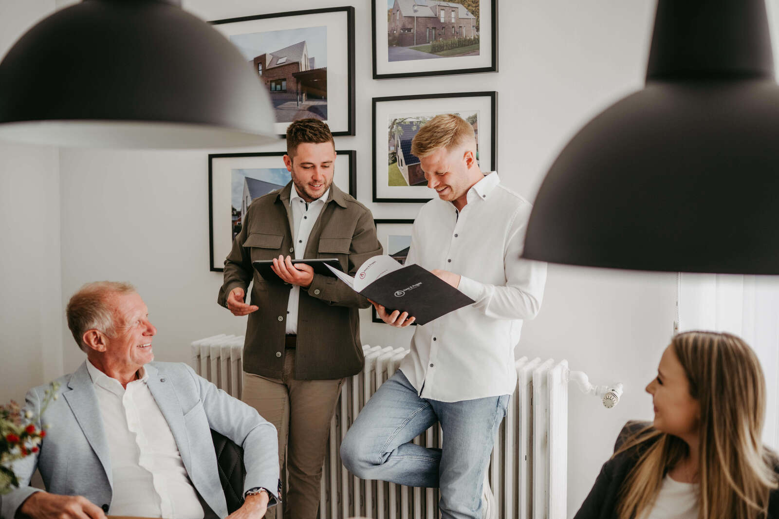 Mitarbeiterporträt Büroräume Nordsee Photovoltaik Aurich